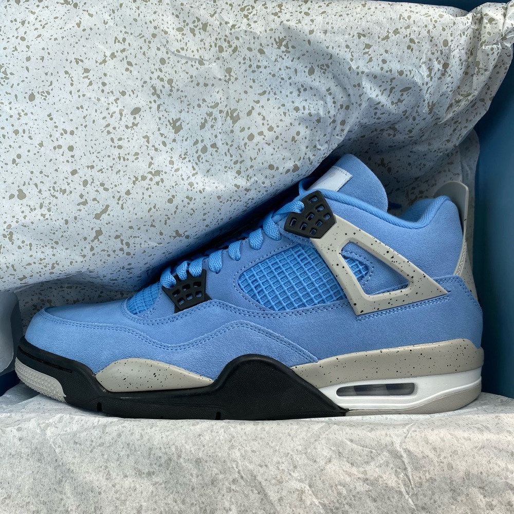 Jordan Retro 4 University Blue